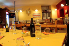 Osteria Sienti'n può