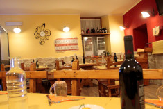 Osteria Sienti'n può